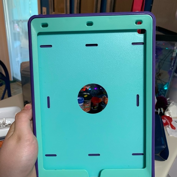 iPad Pro case - Picture 2 of 2